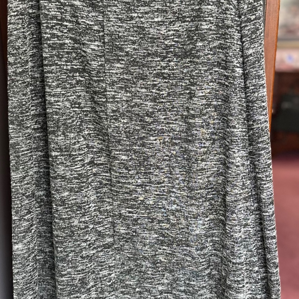 Long Skirt - Picture 2 of 6